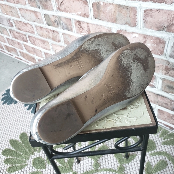 MARC JACOBS Silver Leather Ballet Flats - Picture 5 of 5